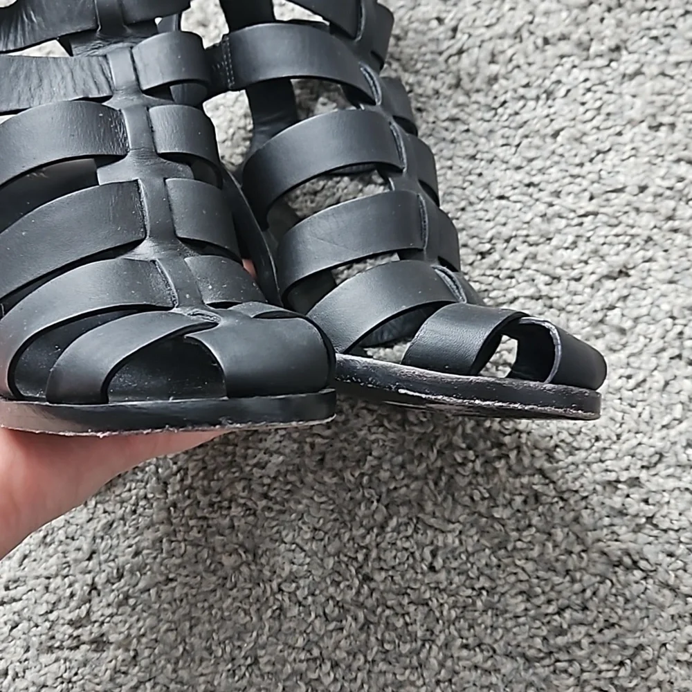 Vince Nicollete Black Caged leather block high heel Sandal size 9M